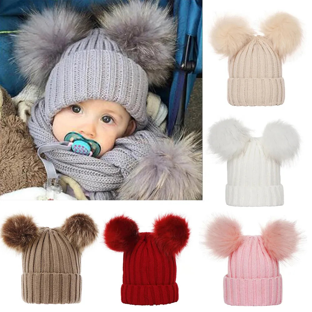 Infant Bobble Hat for Little Trendsetters - Pom Pom Elegance