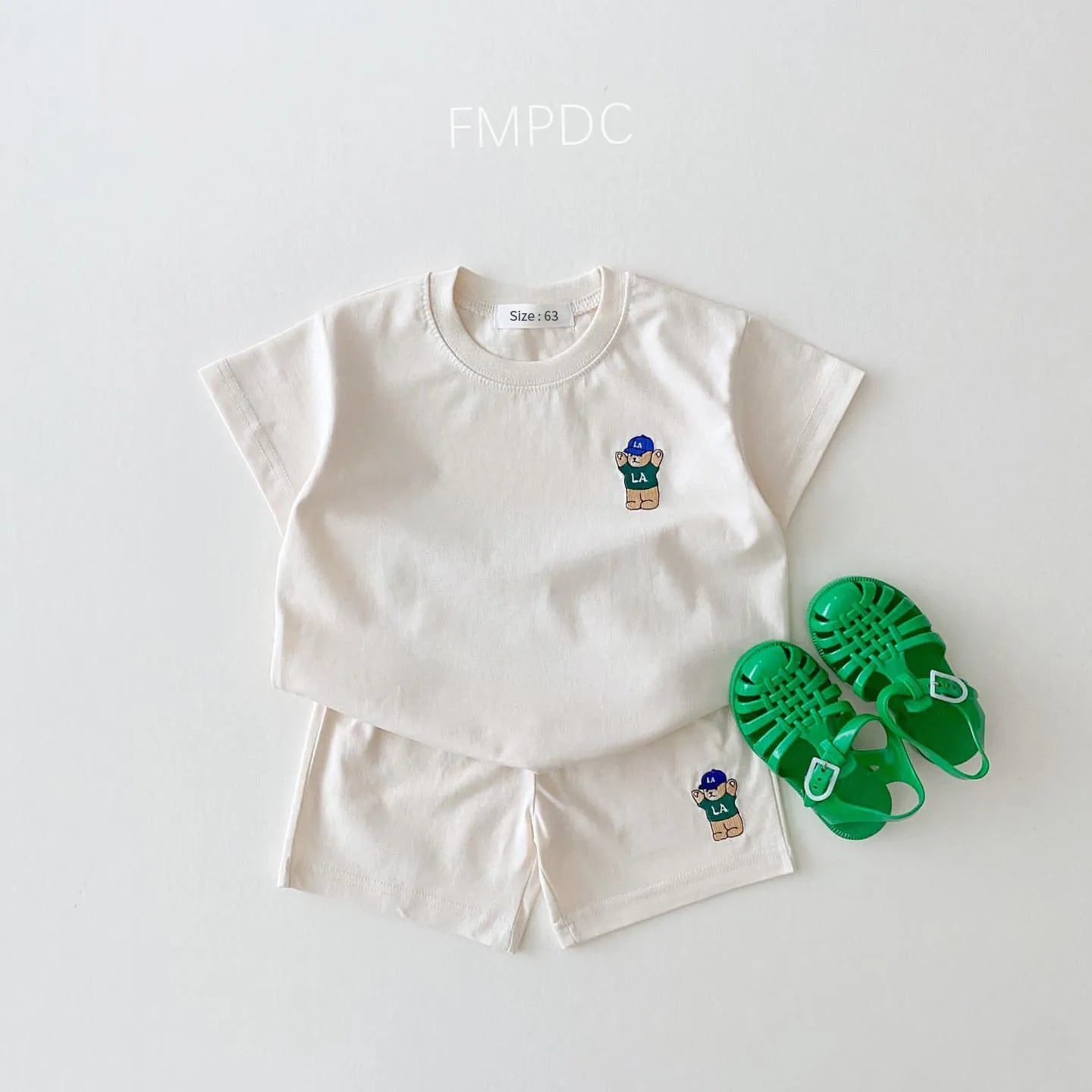 Adorable 2023 Summer Baby Outfit with Bear Badge